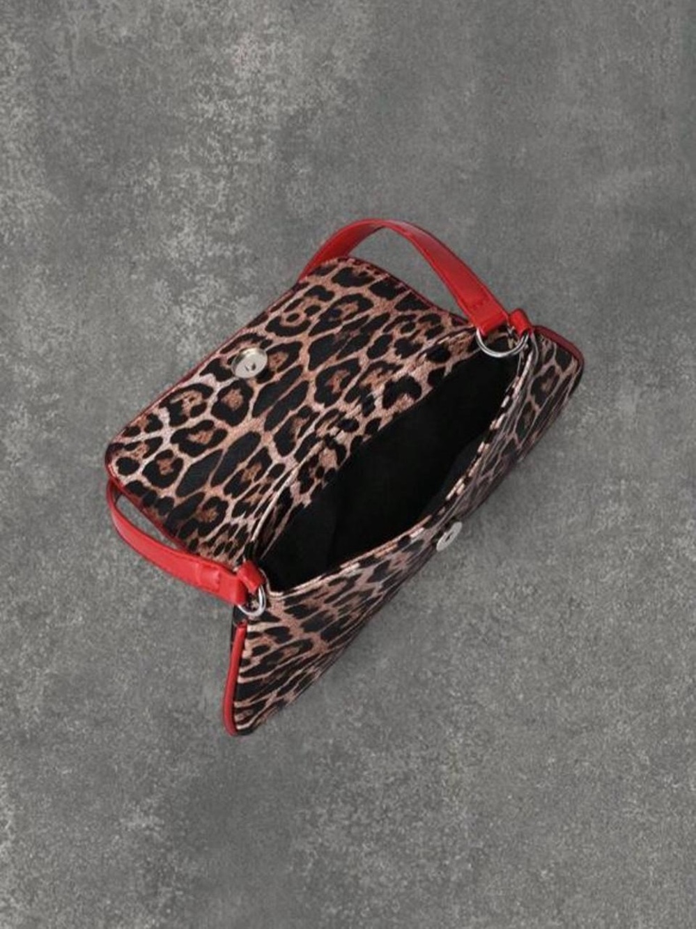 Leopard Print Shoulder Bag with Red Trim - Picture 3 of 4